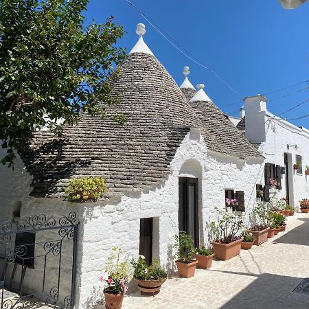Vila Trullo "Vicolo Fiorito" Alberobello Exteriér fotografie