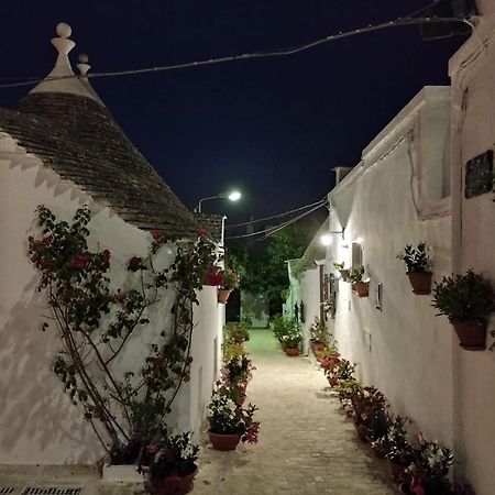 Vila Trullo "Vicolo Fiorito" Alberobello Exteriér fotografie