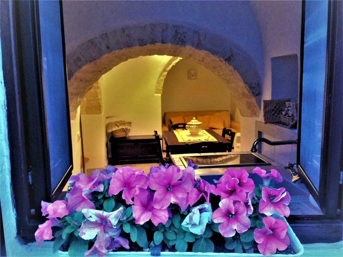 Vila Trullo "Vicolo Fiorito" Alberobello Exteriér fotografie